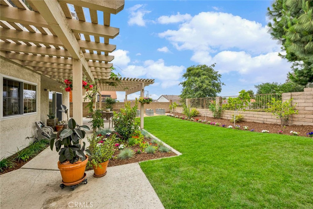 780 S Highland Lane