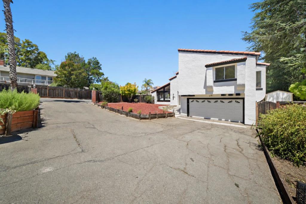15055 Blossom Hill Road