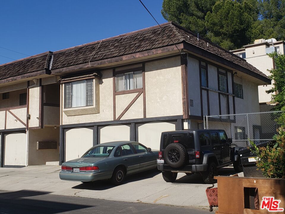 5170 N Columbus Avenue