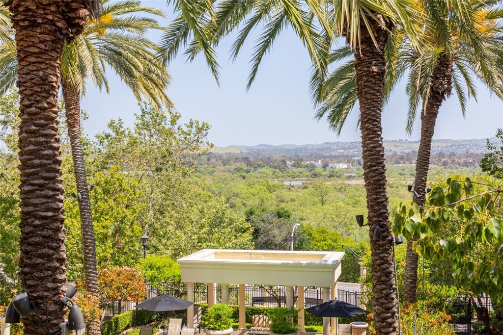 2350 Watermarke Place