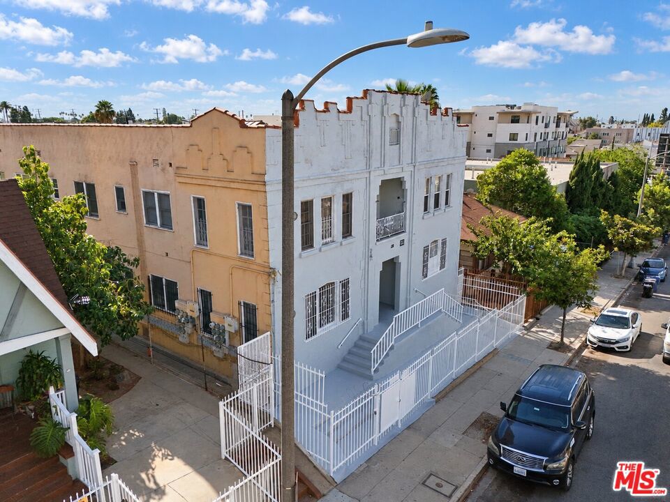 138 N Soto Street