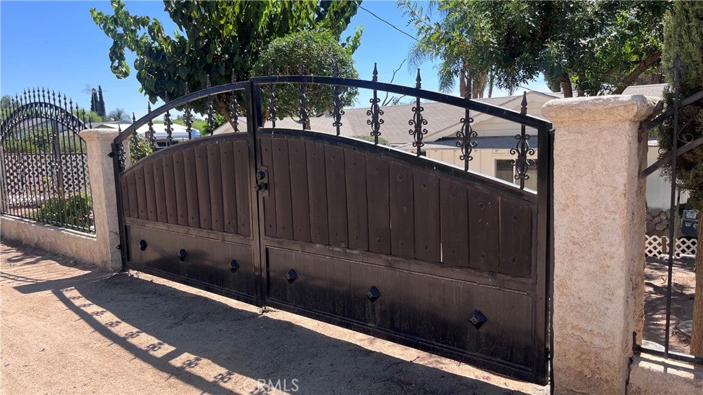 Photo of 25325 Mountain Cliff DR, Moreno Valley, CA 92557 (MLS # CV26202244)