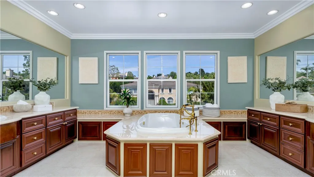 Rowland Heights, California 91748, United States, 6 Bedrooms Bedrooms, ,6 BathroomsBathrooms,Residential,Active,143664