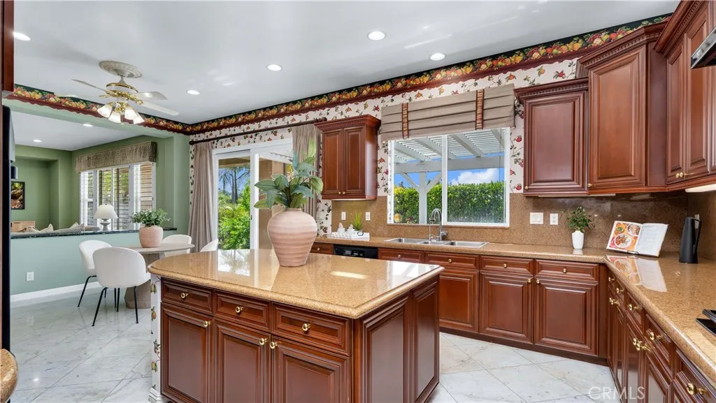 Rowland Heights, California 91748, United States, 6 Bedrooms Bedrooms, ,6 BathroomsBathrooms,Residential,Active,143664