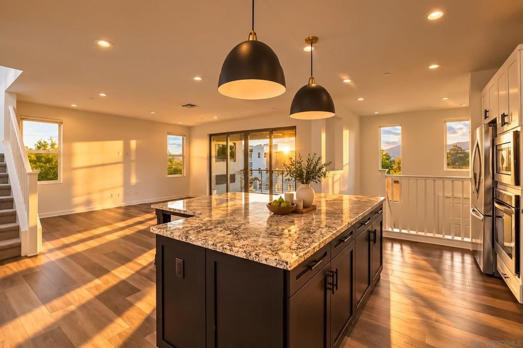 16218 Camden Cir
