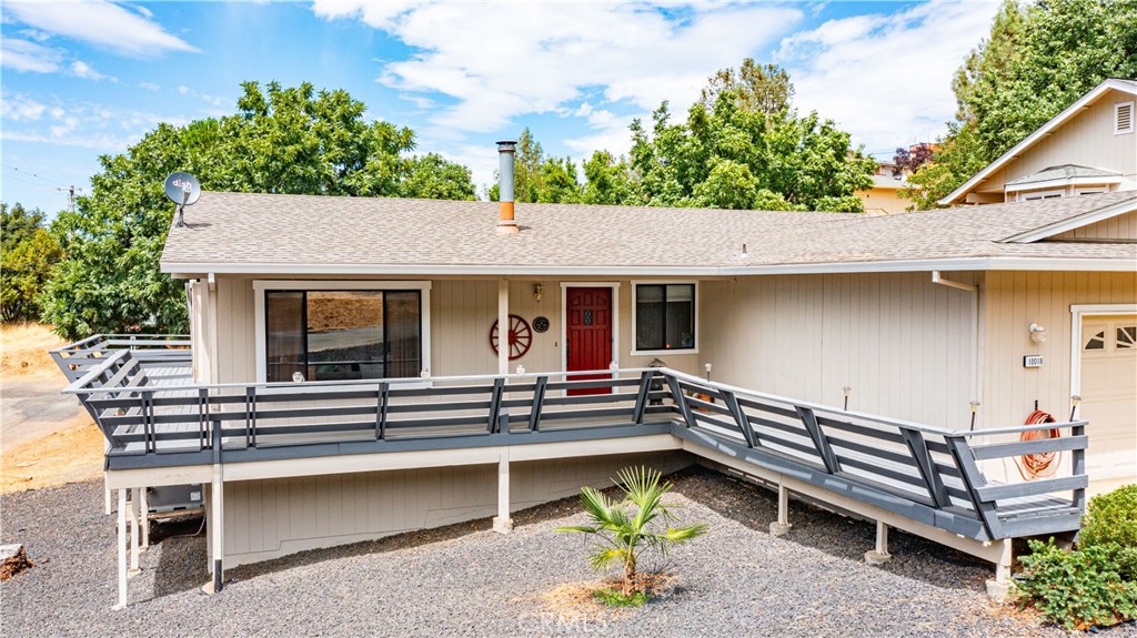 **Charming 2-Bedroom Home with Den in Kelseyville Riviera**
Pride of ownership shines in this beautifully updated 2-bedroom, 2-bathroom home with a den, perfectly situated on over 1/3 acre. This move-in-ready gem features a spacious open floor plan that seamlessly connects the living, dining, and kitchen areas.
Enjoy a modern kitchen equipped with quartz countertops and stainless steel appliances, ideal for cooking and entertaining. The expansive living area boasts fresh flooring and new carpets, creating a welcoming atmosphere throughout.
Step outside onto the large deck, where you can soak in breathtaking views of Mt. Konocti—perfect for morning coffee or evening gatherings. The primary suite offers direct access to the deck, enhancing your indoor-outdoor living experience.
The oversized parcel features low-maintenance landscaping, providing you with more time to relax and enjoy your beautiful surroundings. Dog lovers will appreciate the dedicated dog run, making this home perfect for your furry friends. With a newer roof and HVAC system, you can move in with peace of mind.
Located in the desirable Kelseyville Riviera community, this property combines comfort and convenience. Don’t miss your chance to own this gem—schedule a showing today!
