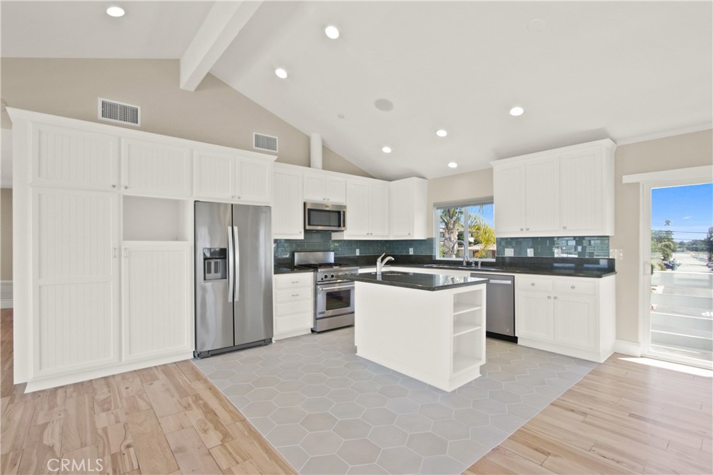 26291 Via California A