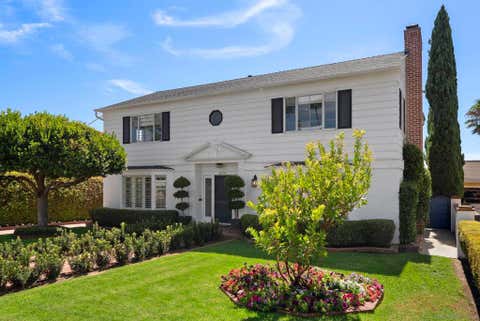 Photo of 5324 Canterbury Drive Dr, San Diego, CA 92116 (MLS # 260020429SD)