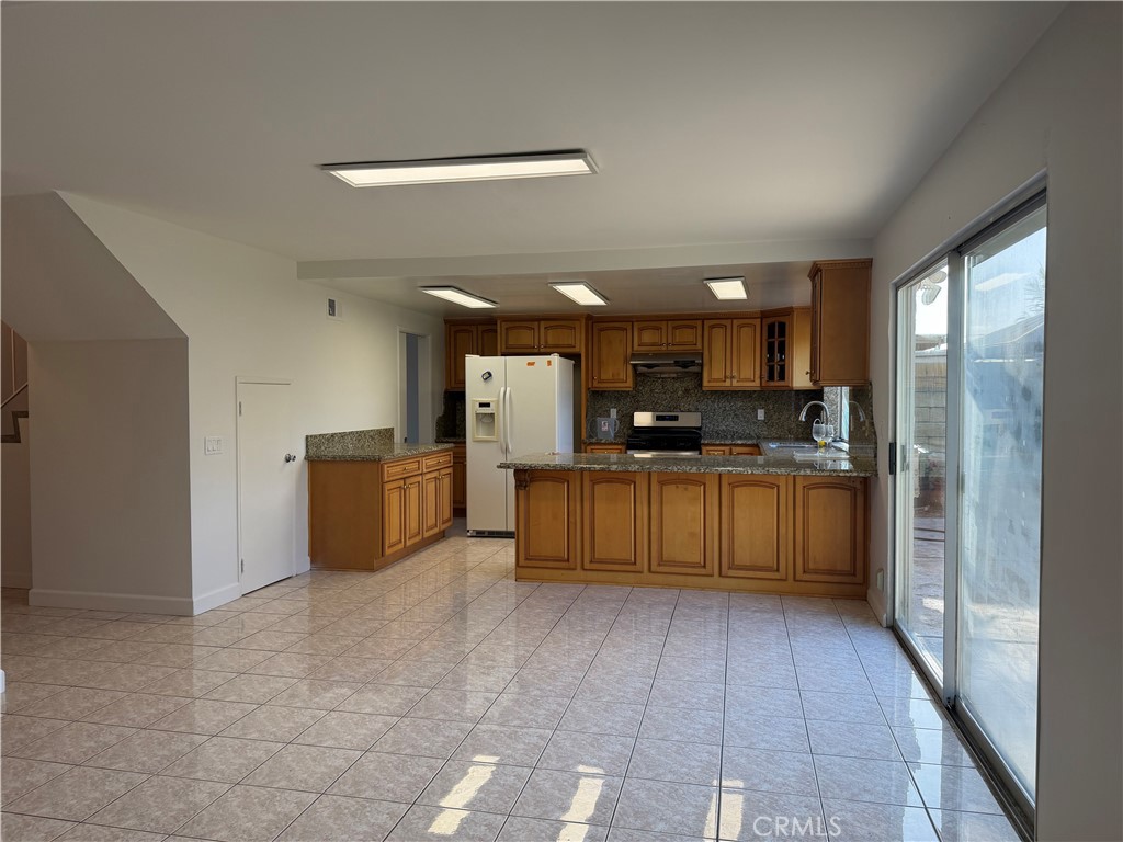 8281 Devilwood