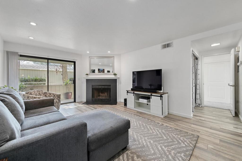 1751 Braddock Court