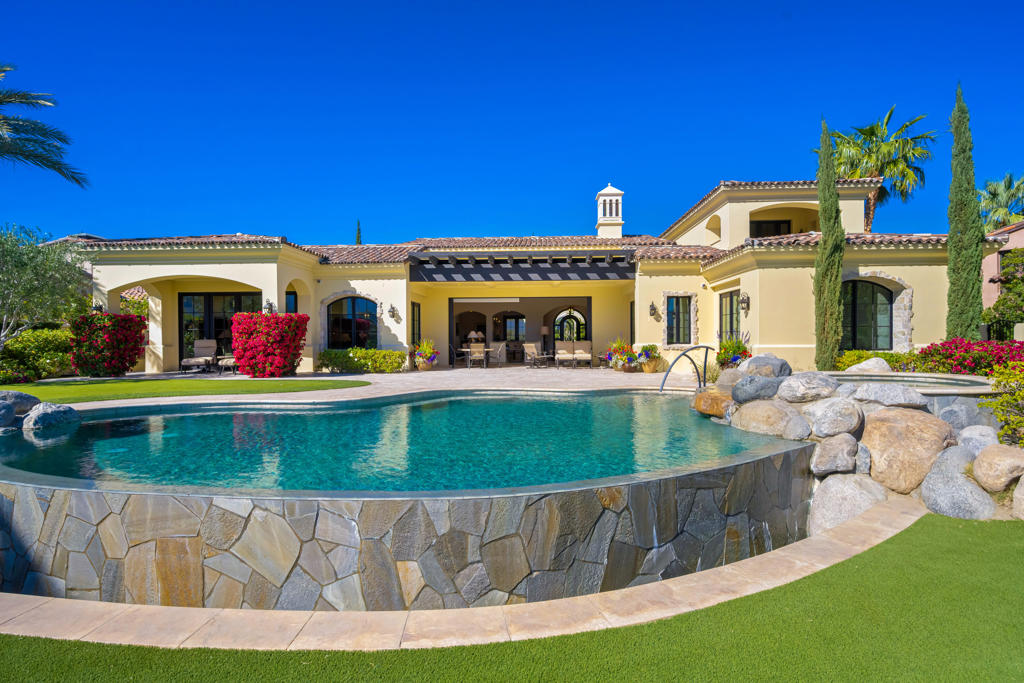 The Hideaway - Residential