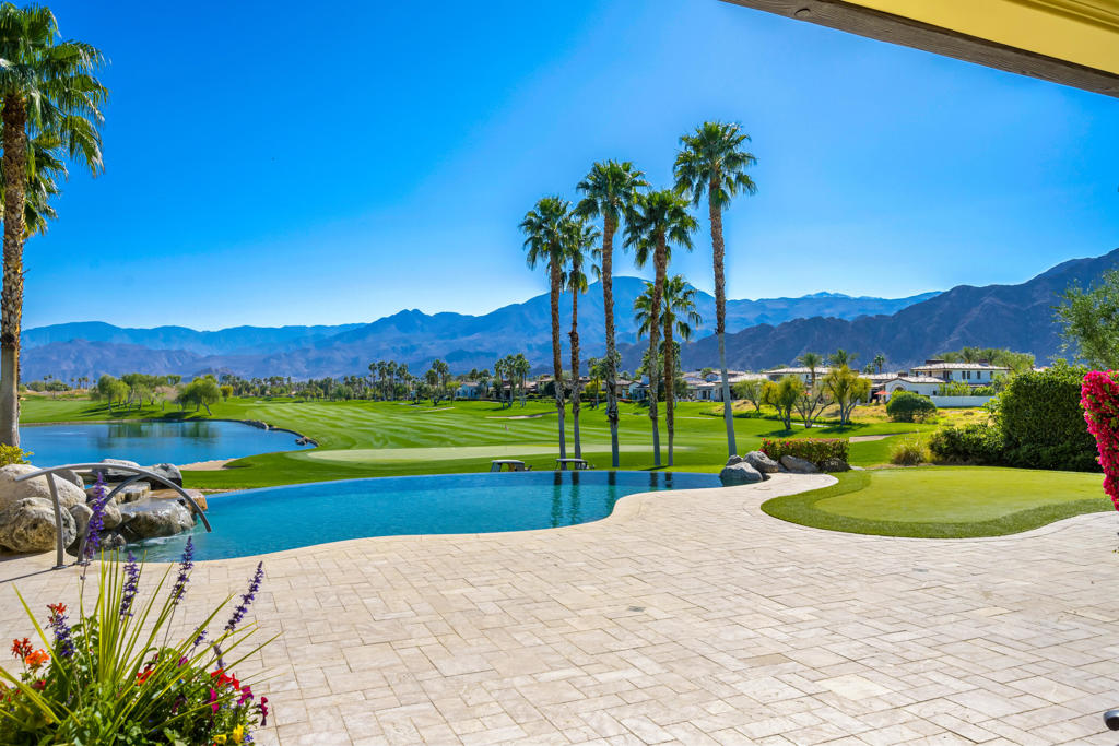 The Hideaway - Residential