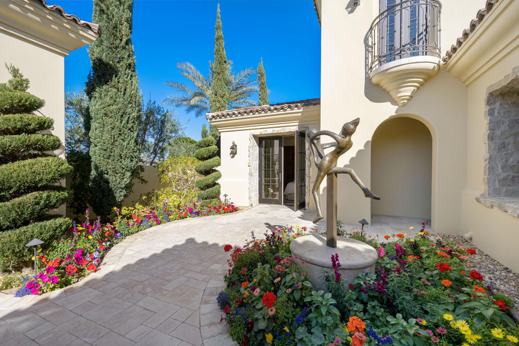 The Hideaway - Residential