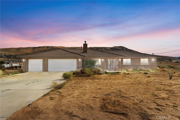 22512 PACIFIC ST, APPLE VALLEY, CA 92308 - Image bd8cb1ecc45e1b807caca855e90d2b90/3060425535