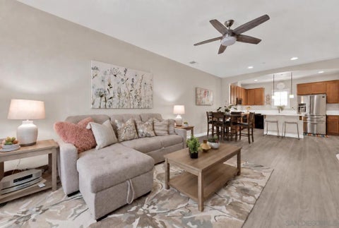 Photo of 10505 Zenor Ln LN #21, San Diego, CA 92127 (MLS # 260022138SD)