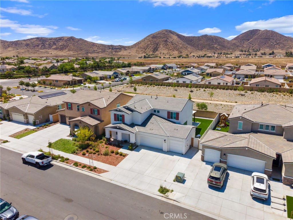 5057 Banjo Way