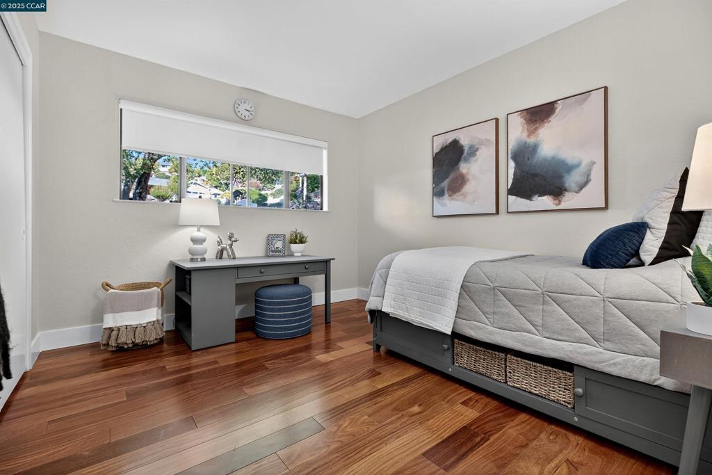 IVY DRIVE AREA - Residential