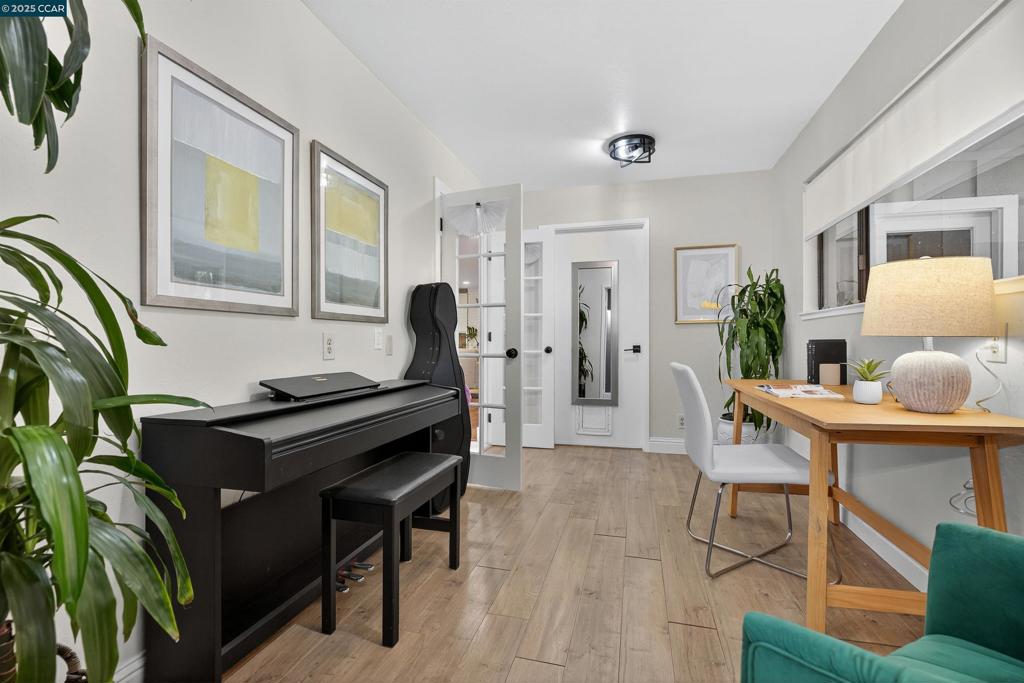 IVY DRIVE AREA - Residential