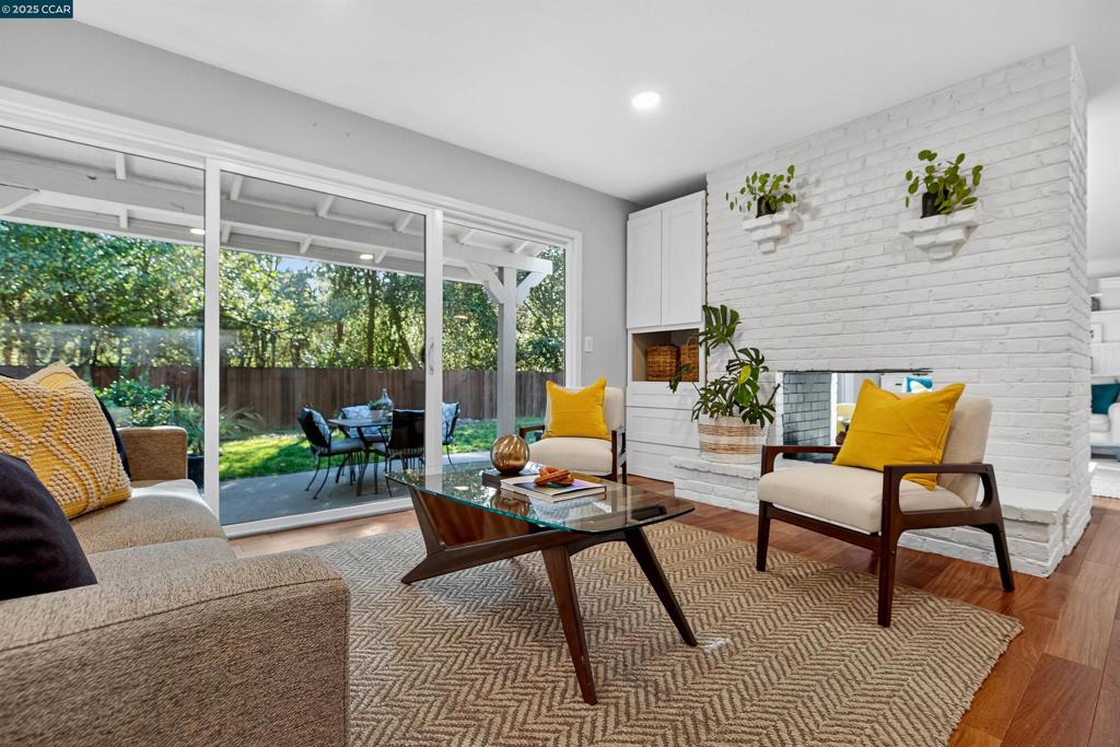 IVY DRIVE AREA - Residential