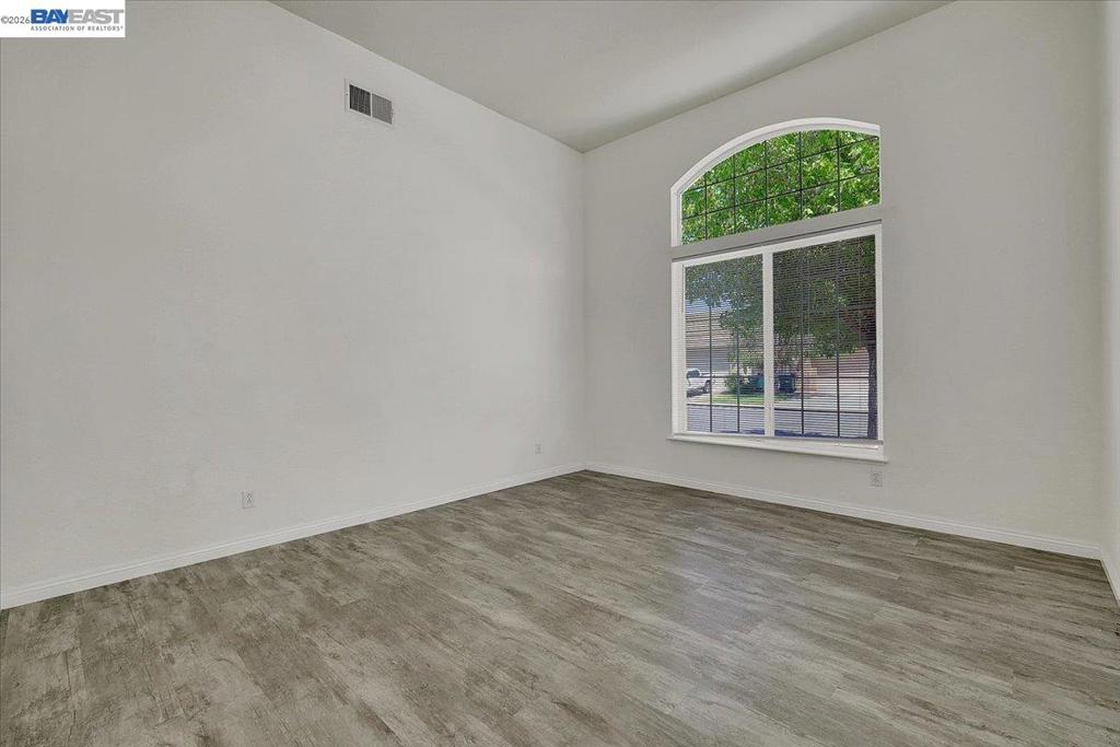 10433 Lone Star Way