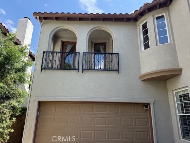 24-HR GATE GUARDED WITH AN ATTENDANT PROVIDES MAX SECURITY IN IRVINE's TOP NORTHPARK COMMUNITY! New freshly painted (Interior and Exterior) home gives appearance of a 'new home' living. Resident Amenities include pools, spas, tennis courts, pickleball, park, tot lots and a club house with a party room. This home has 3 large Bedrooms, with an extra built-in study/office room, 2 1/2 baths, a 2-car garage, including a portico, and an expansive, landscaped backyard. The main floor has beautiful tile flooring with a kitchen with granite countertops, a large center island equipped with double ovens and a microwave. Upstairs include upgraded bathrooms, dual vanities, soaking tub, HIS and Her walk-in closet, a balcony.