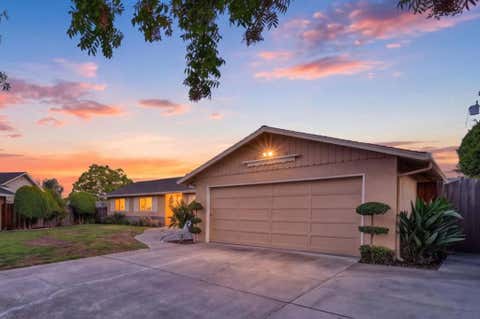 Photo of 2946 Benjamin Court, San Jose, CA 95124 (MLS # ML82057421)