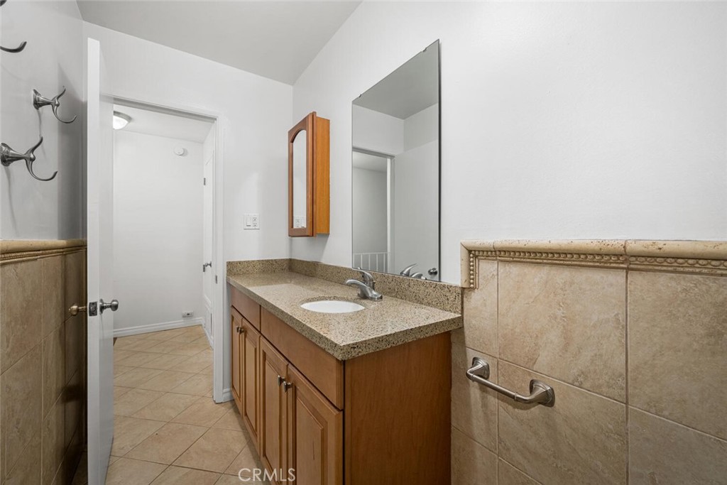 Valley View Villas - Residential Lease