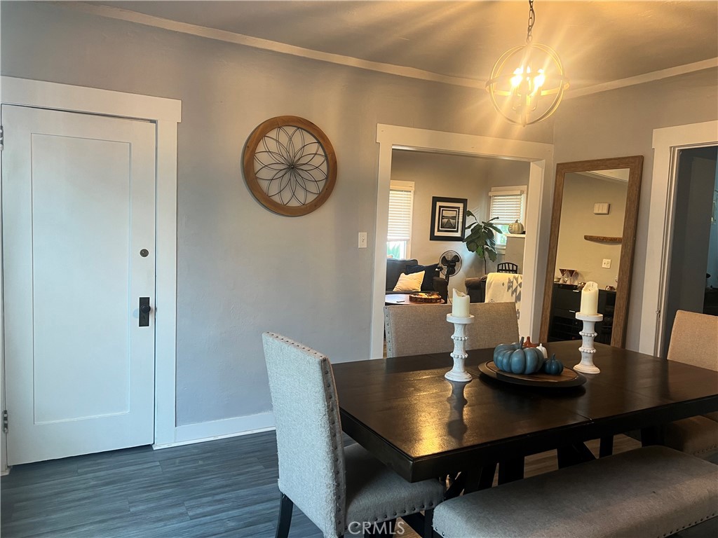 288 290 Mariposa Avenue