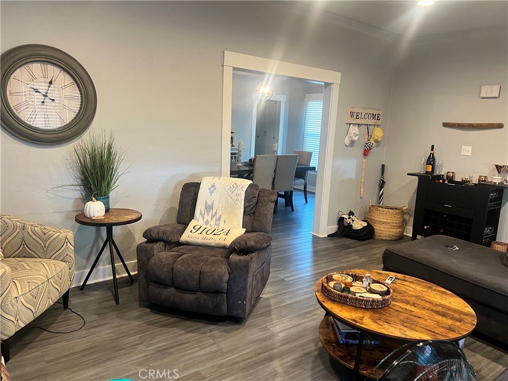 288 290 Mariposa Avenue