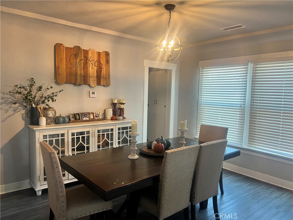 288 290 Mariposa Avenue