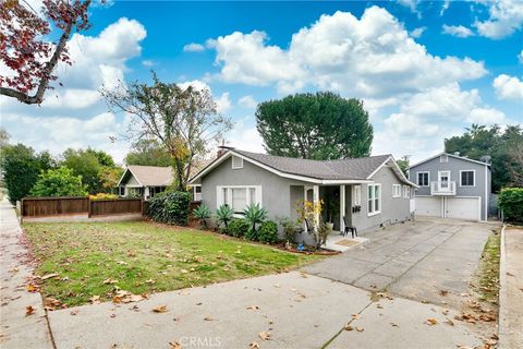 288 290 Mariposa Avenue Sierra Madre CA 91024