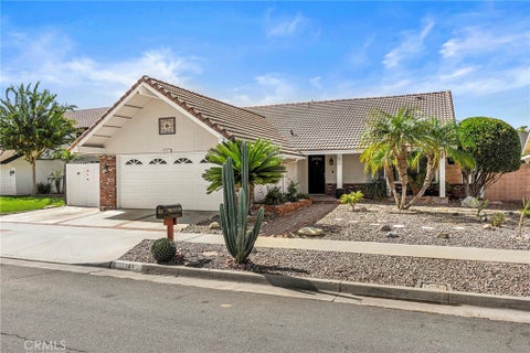 Photo of 163 N Avenida Cordoba, Anaheim Hills, CA 92808 (MLS # OC26211342)