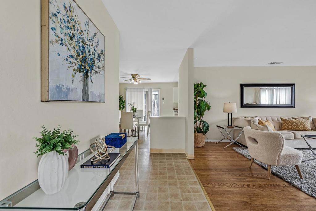 3501 Longview Drive