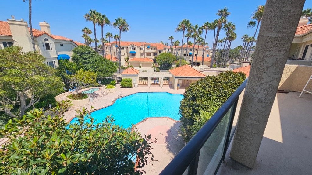 4235 Harbour Island