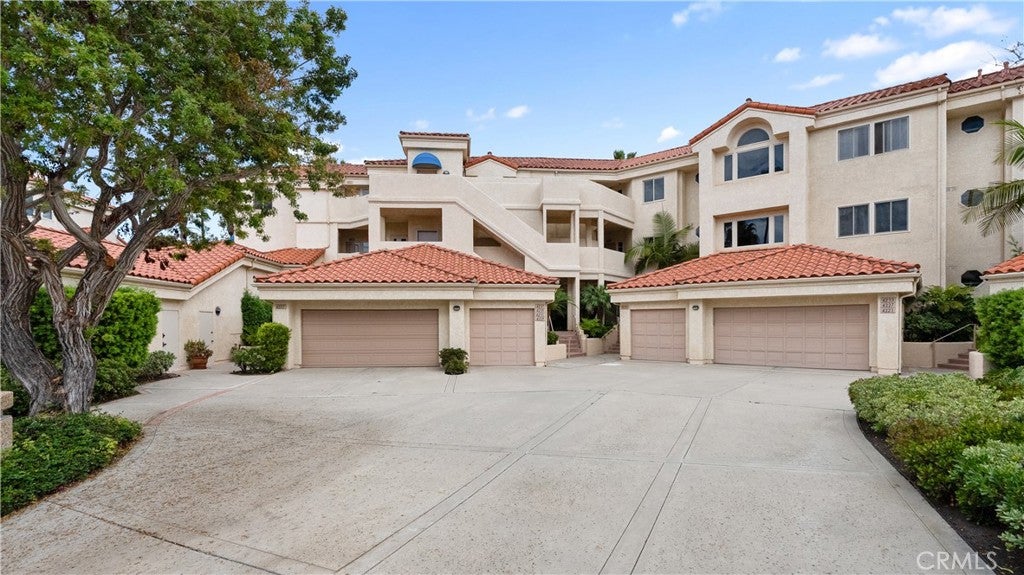 4235 Harbour Island