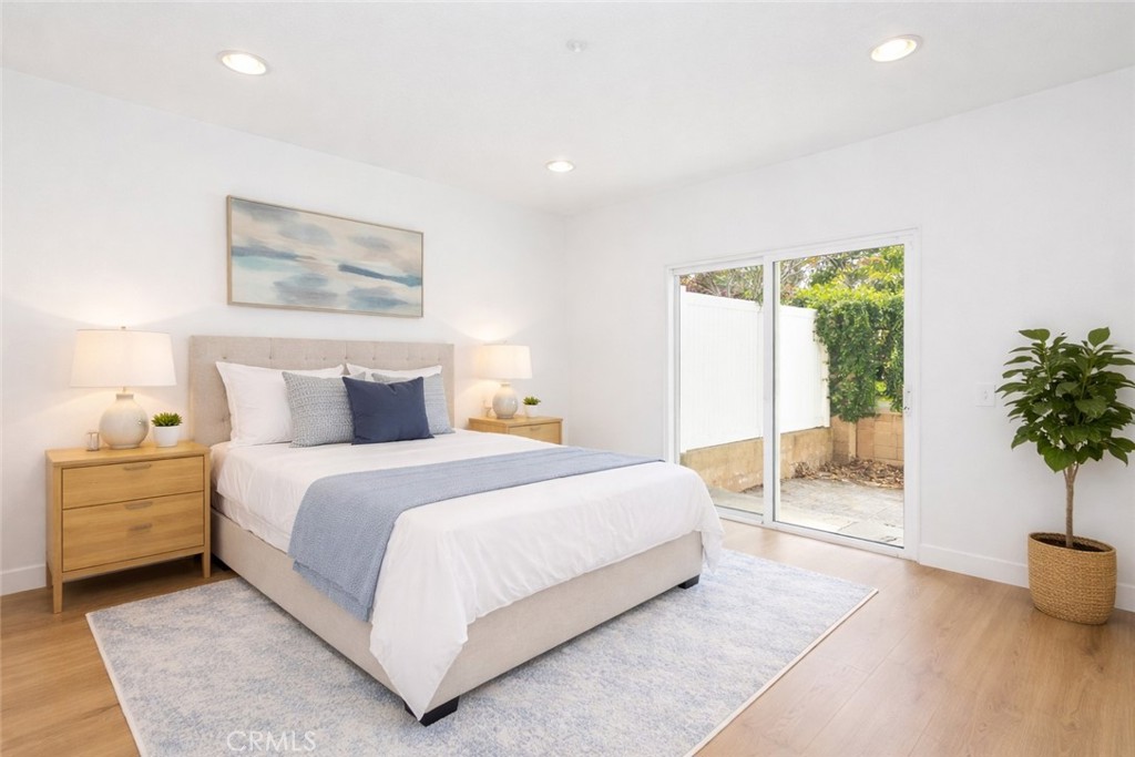 26 Burlingame