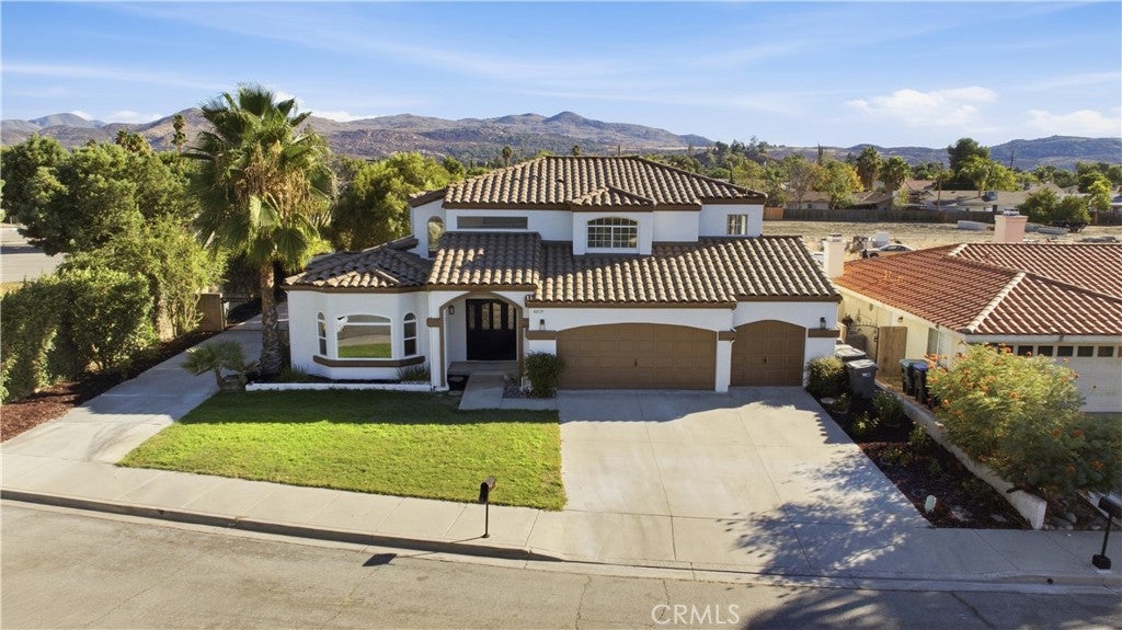 42115 Shadow Lane