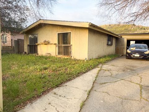11960 Adelphia Pacoima CA 91331