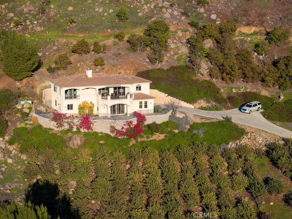 2115 Rainbow Glen Road