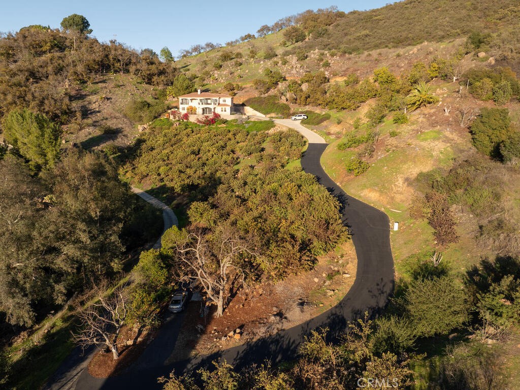2115 Rainbow Glen Road
