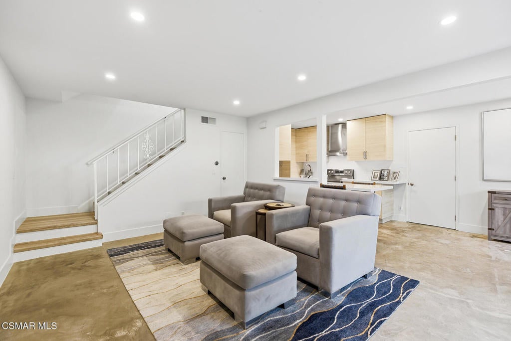 2870 Instone Court