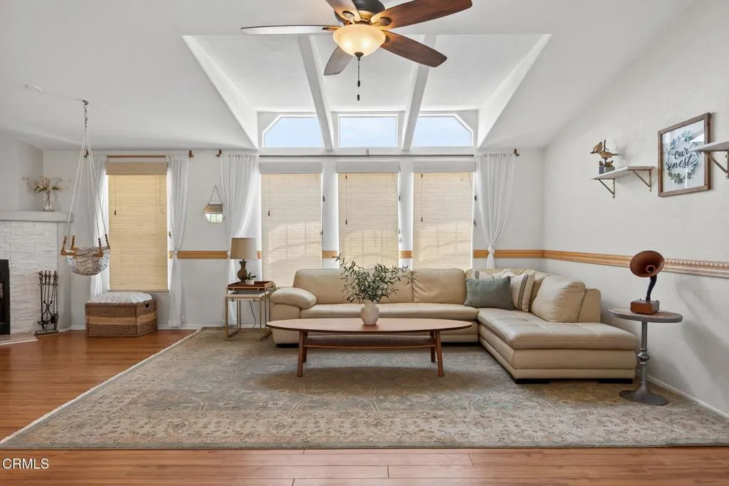 Ojai, California 93023, United States, 3 Bedrooms Bedrooms, ,2 BathroomsBathrooms,Residential,Active,173913