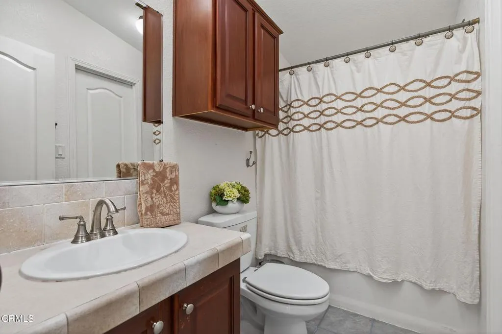 Ojai, California 93023, United States, 3 Bedrooms Bedrooms, ,2 BathroomsBathrooms,Residential,Active,173913