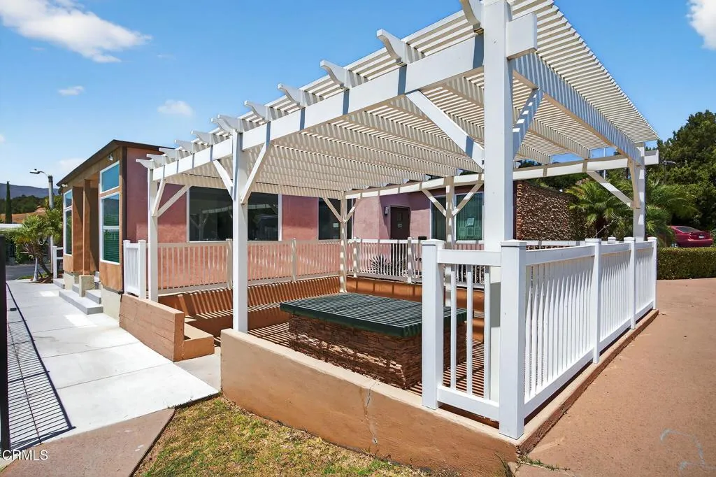 Ojai, California 93023, United States, 3 Bedrooms Bedrooms, ,2 BathroomsBathrooms,Residential,Active,173913