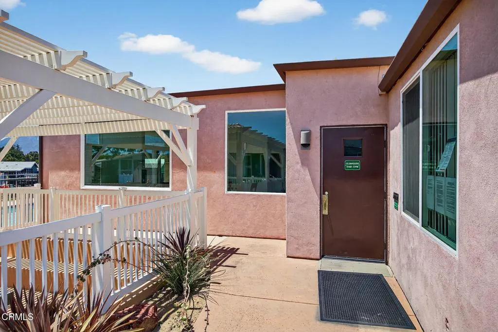 Ojai, California 93023, United States, 3 Bedrooms Bedrooms, ,2 BathroomsBathrooms,Residential,Active,173913