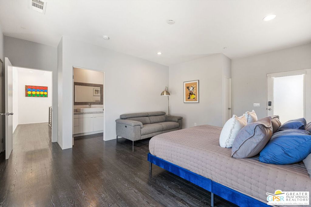 48 @ Baristo - Residential