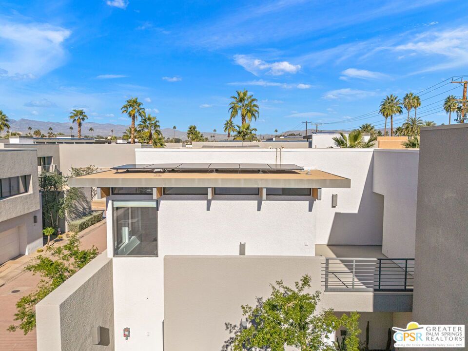 48 @ Baristo - Residential