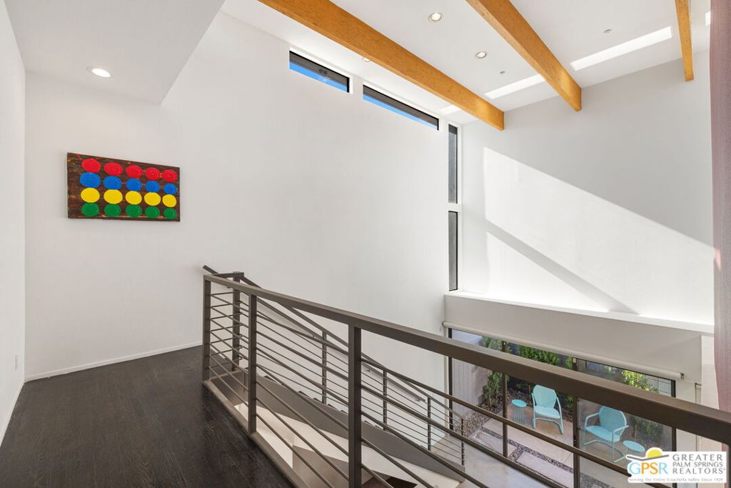 48 @ Baristo - Residential