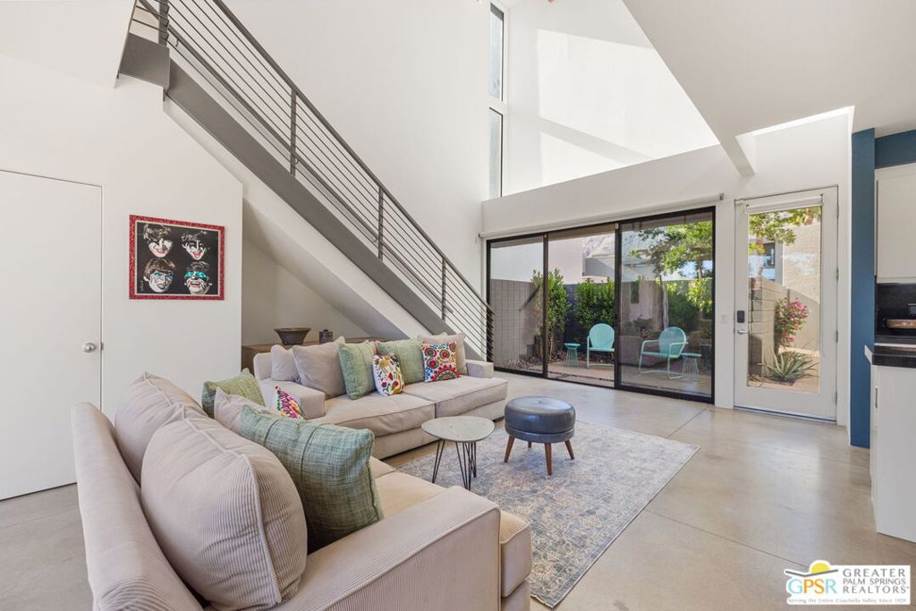 48 @ Baristo - Residential