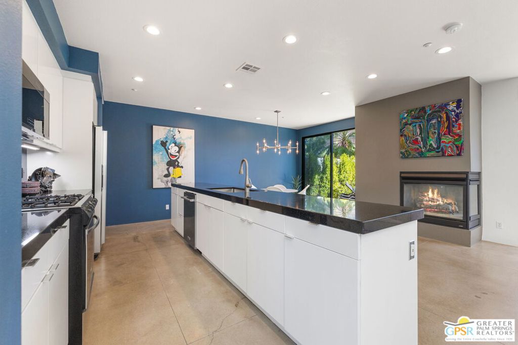 48 @ Baristo - Residential